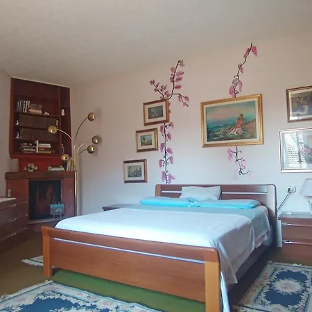 Bed and breakfast Nonna Anita Castelveccana
